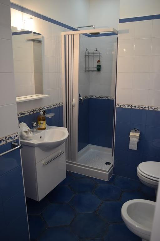 La Casa Di Cirro Apartment Procida Exterior photo